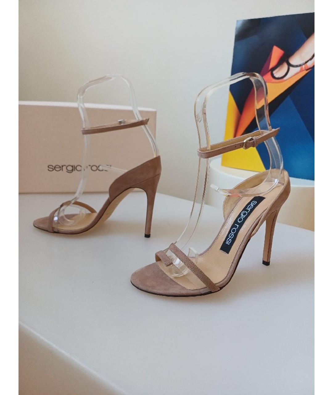 SERGIO ROSSI Бежевые замшевые босоножки, фото 5