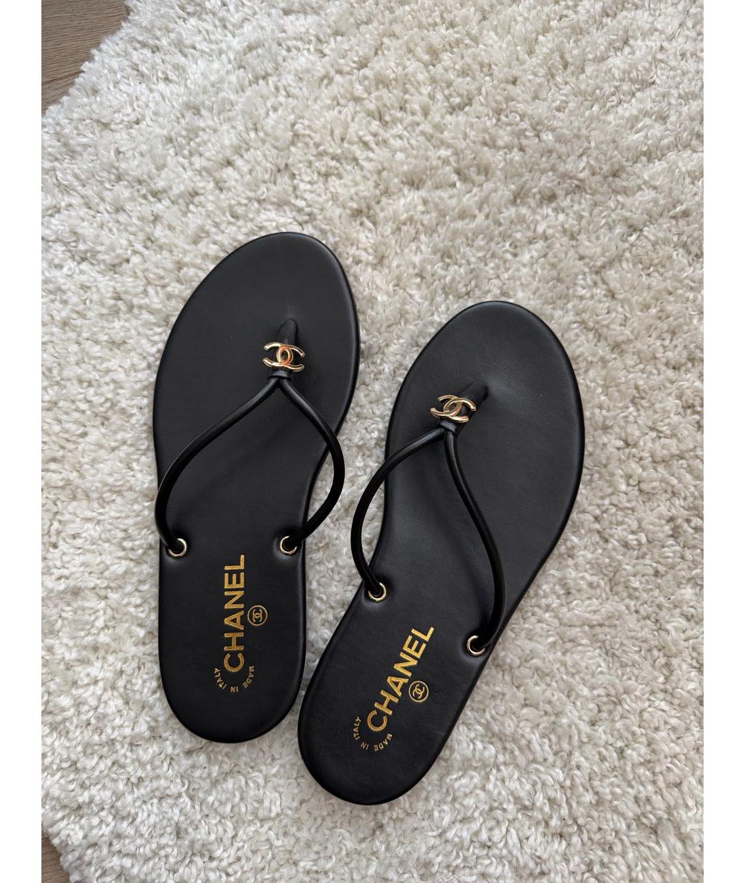 CHANEL Черные кожаные шлепанцы, фото 3