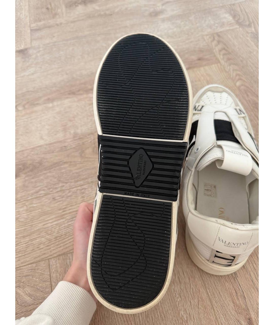 VALENTINO Белые замшевые низкие кроссовки / кеды, фото 5