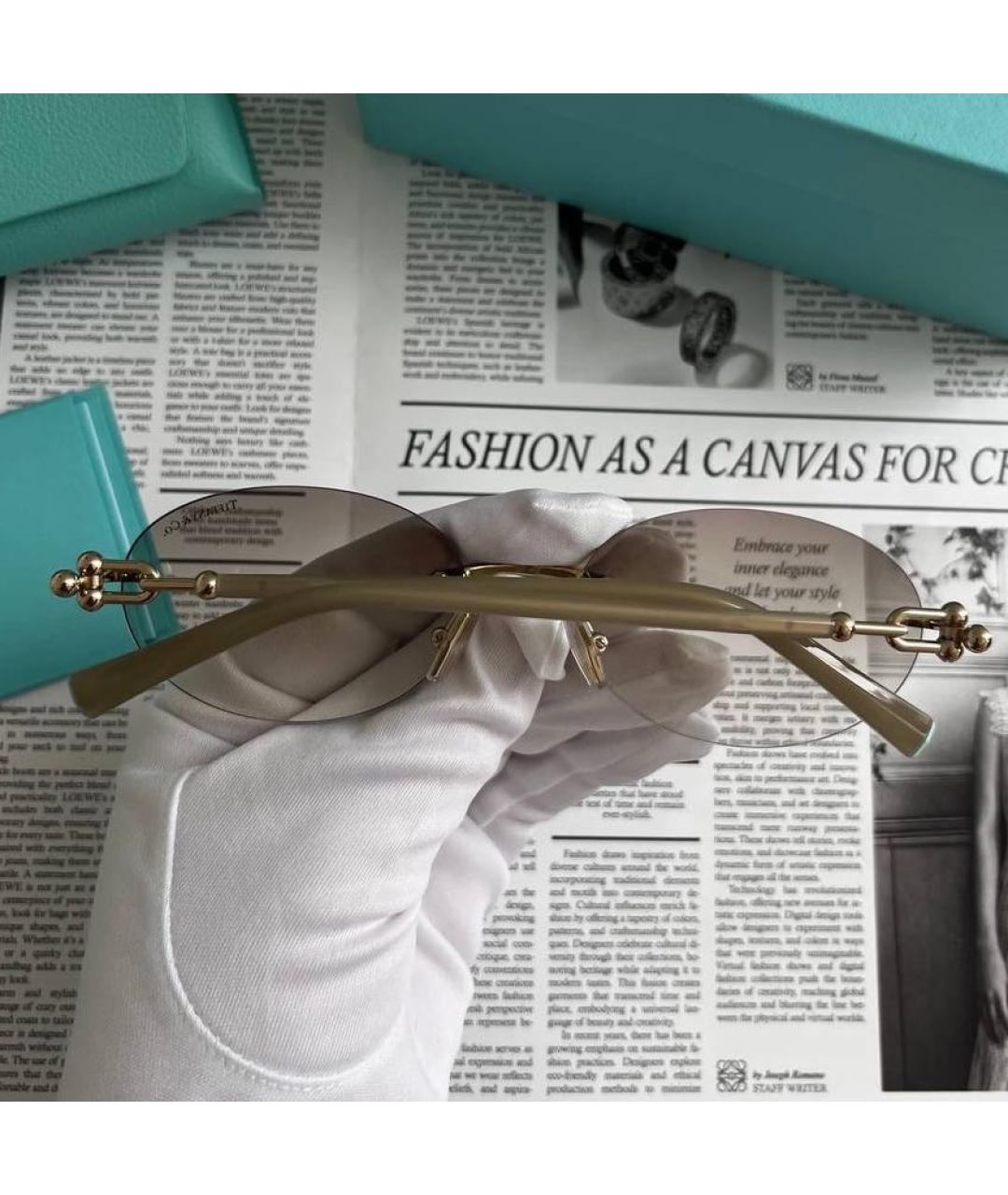 TIFFANY&CO Бежевые пластиковые солнцезащитные очки, фото 6