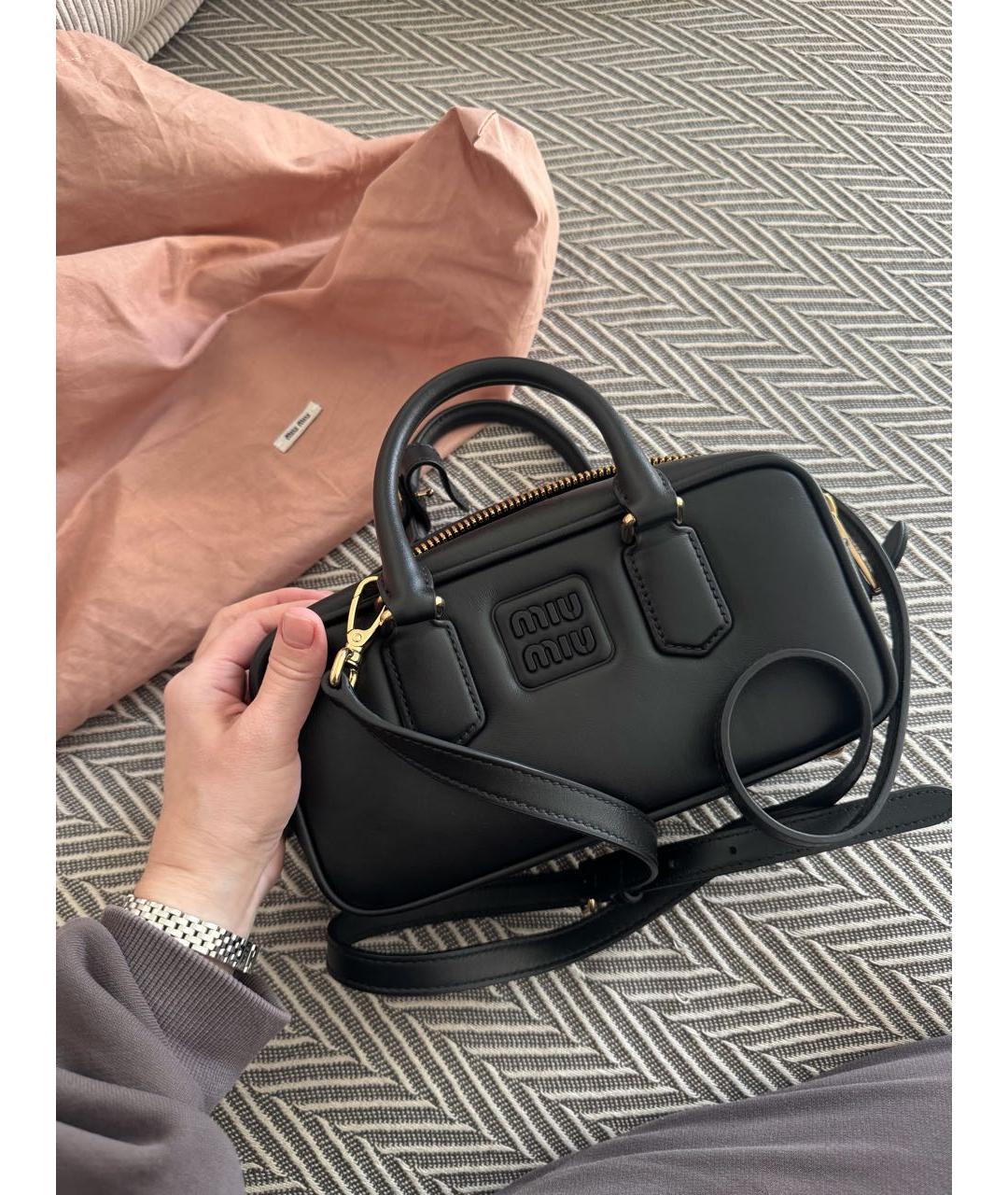 MIU MIU Черная кожаная сумка через плечо, фото 7