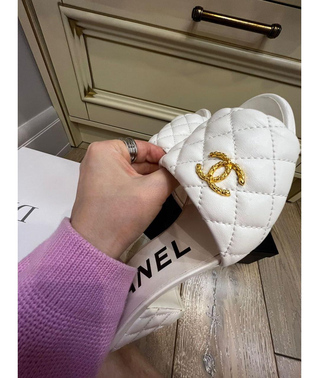 CHANEL Белые кожаные мюли, фото 6