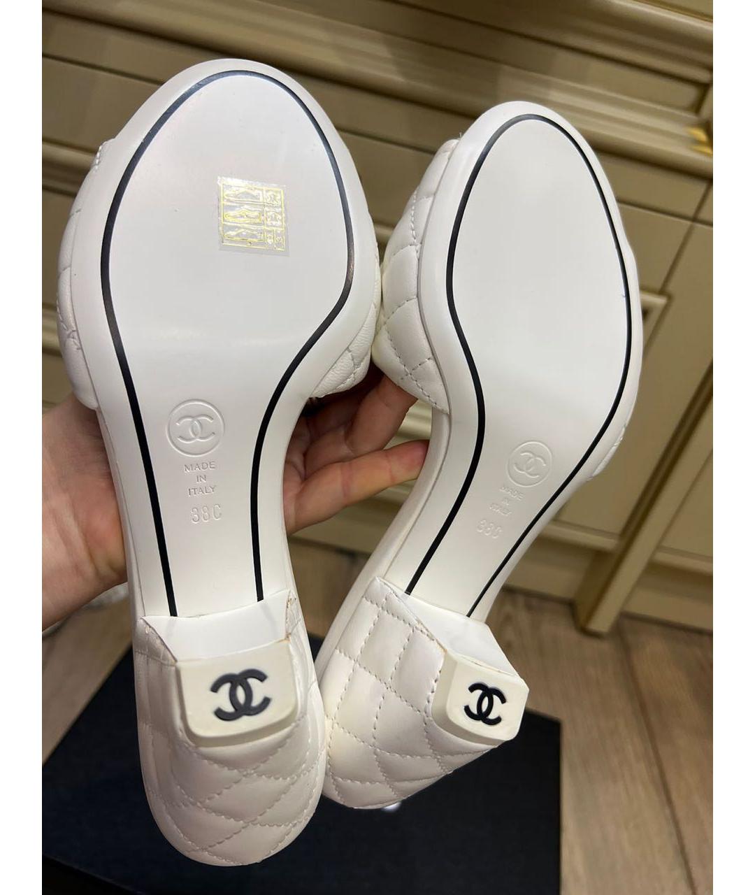 CHANEL Белые кожаные мюли, фото 8