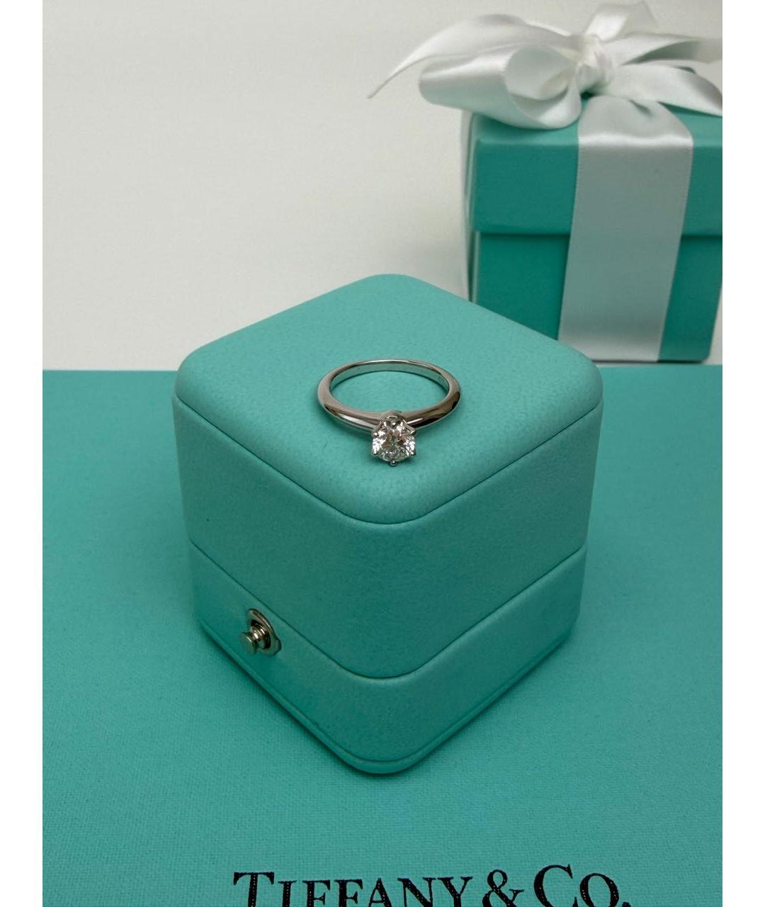 TIFFANY&CO Белое платиновое кольцо, фото 5