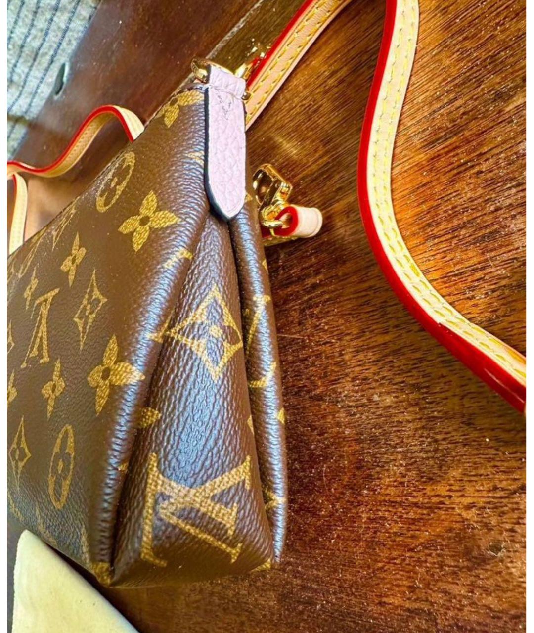 LOUIS VUITTON Коричневая кожаная сумка через плечо, фото 4