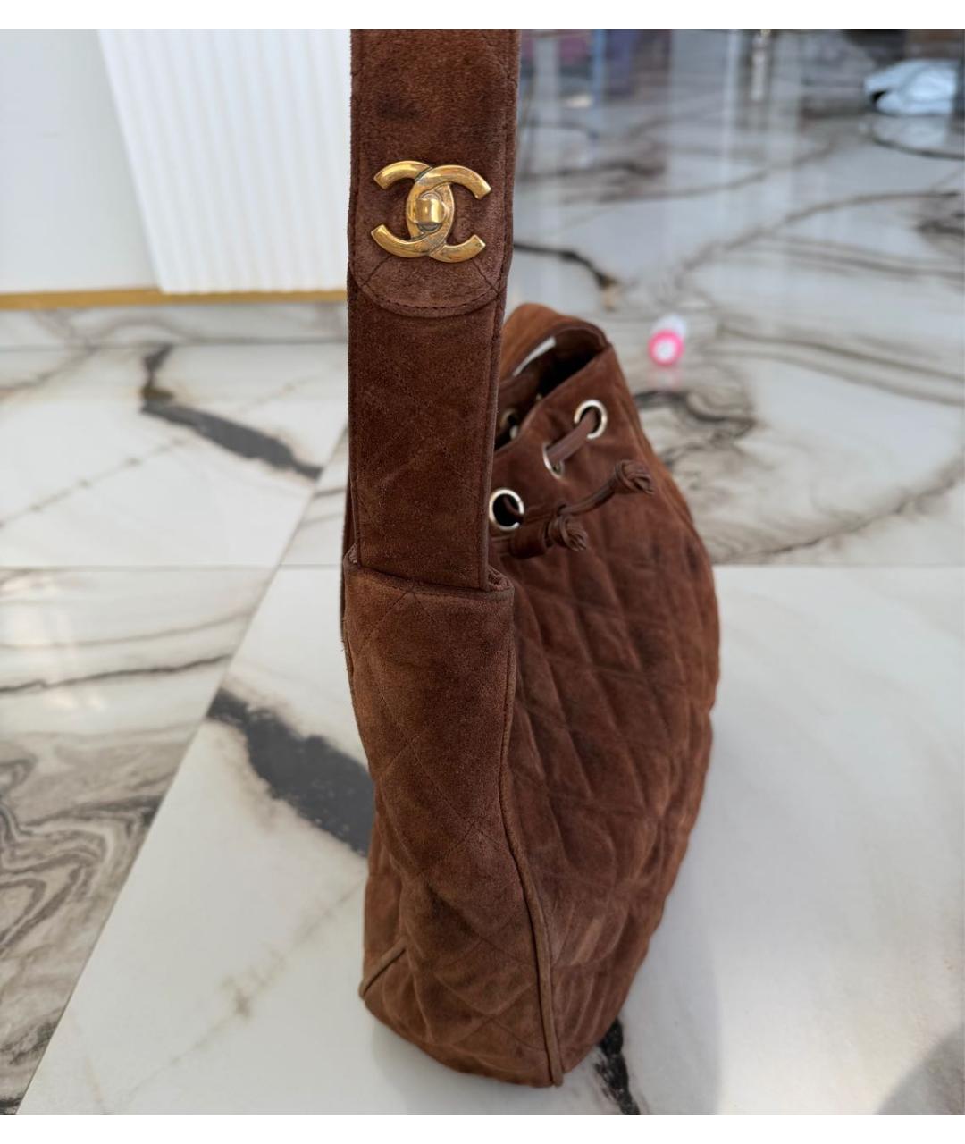 CHANEL Коричневая замшевая сумка через плечо, фото 6