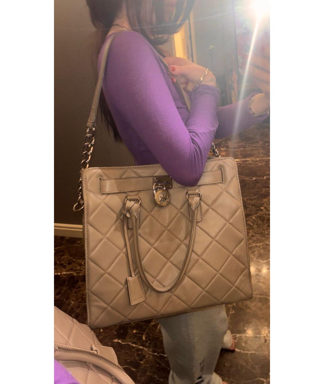 MICHAEL KORS Бежевая кожаная сумка через плечо, фото 6