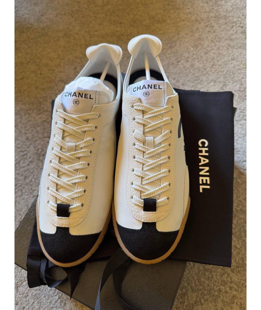 CHANEL Белые кожаные кеды, фото 2