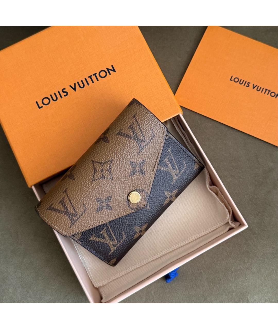 LOUIS VUITTON Коричневый кошелек, фото 7