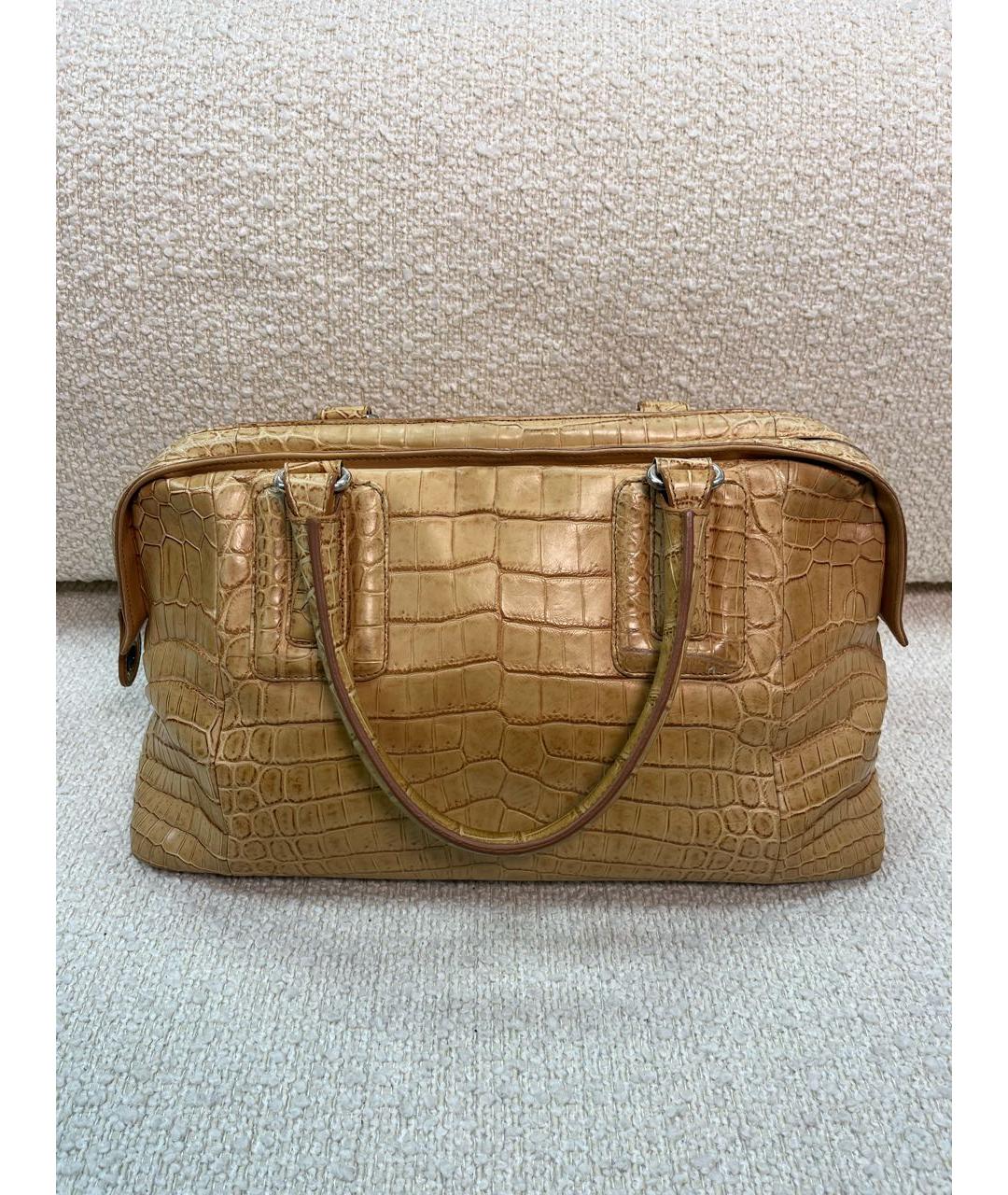 BOTTEGA VENETA Бежевая кожаная сумка с короткими ручками, фото 3