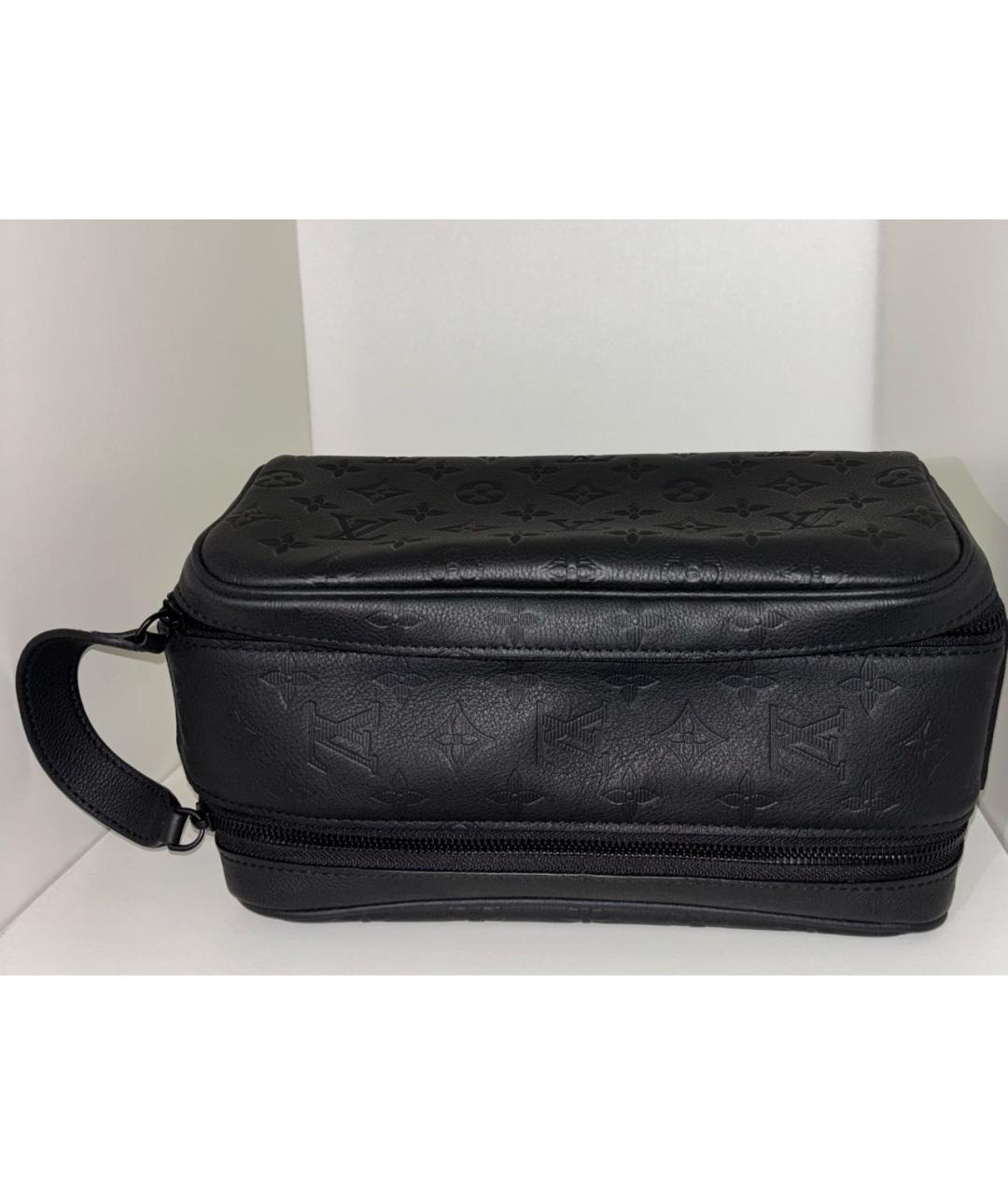 LOUIS VUITTON Черная кожаная барсетка, фото 4