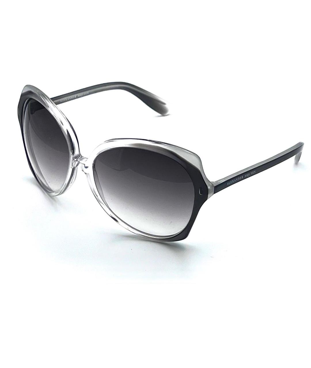 ALEXANDER MCQUEEN Серые пластиковые солнцезащитные очки, фото 4