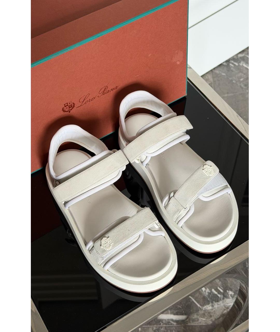 LORO PIANA Белые замшевые сандалии, фото 7