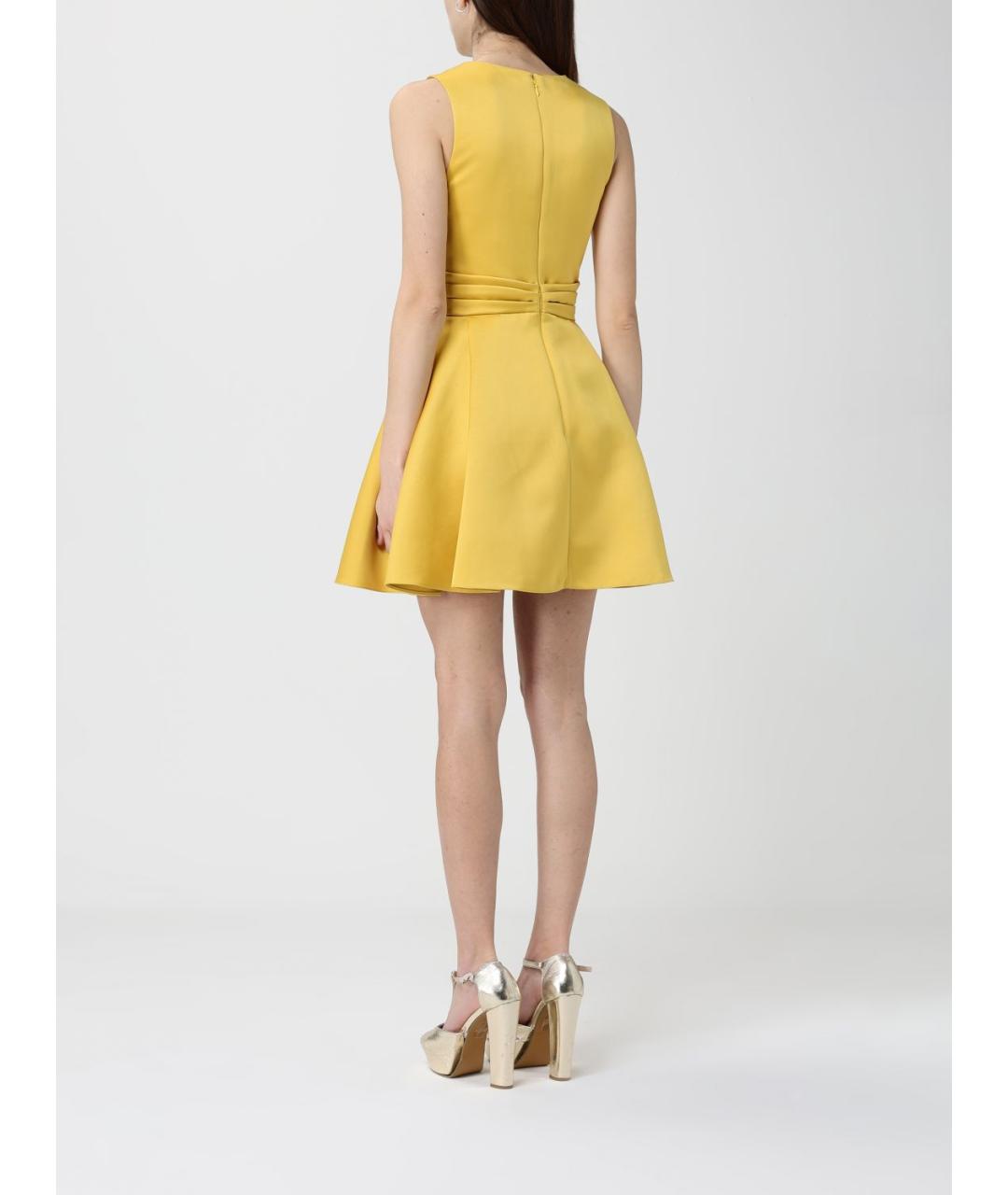 ELISABETTA FRANCHI Желтое полиэстеровое коктейльное платье, фото 2
