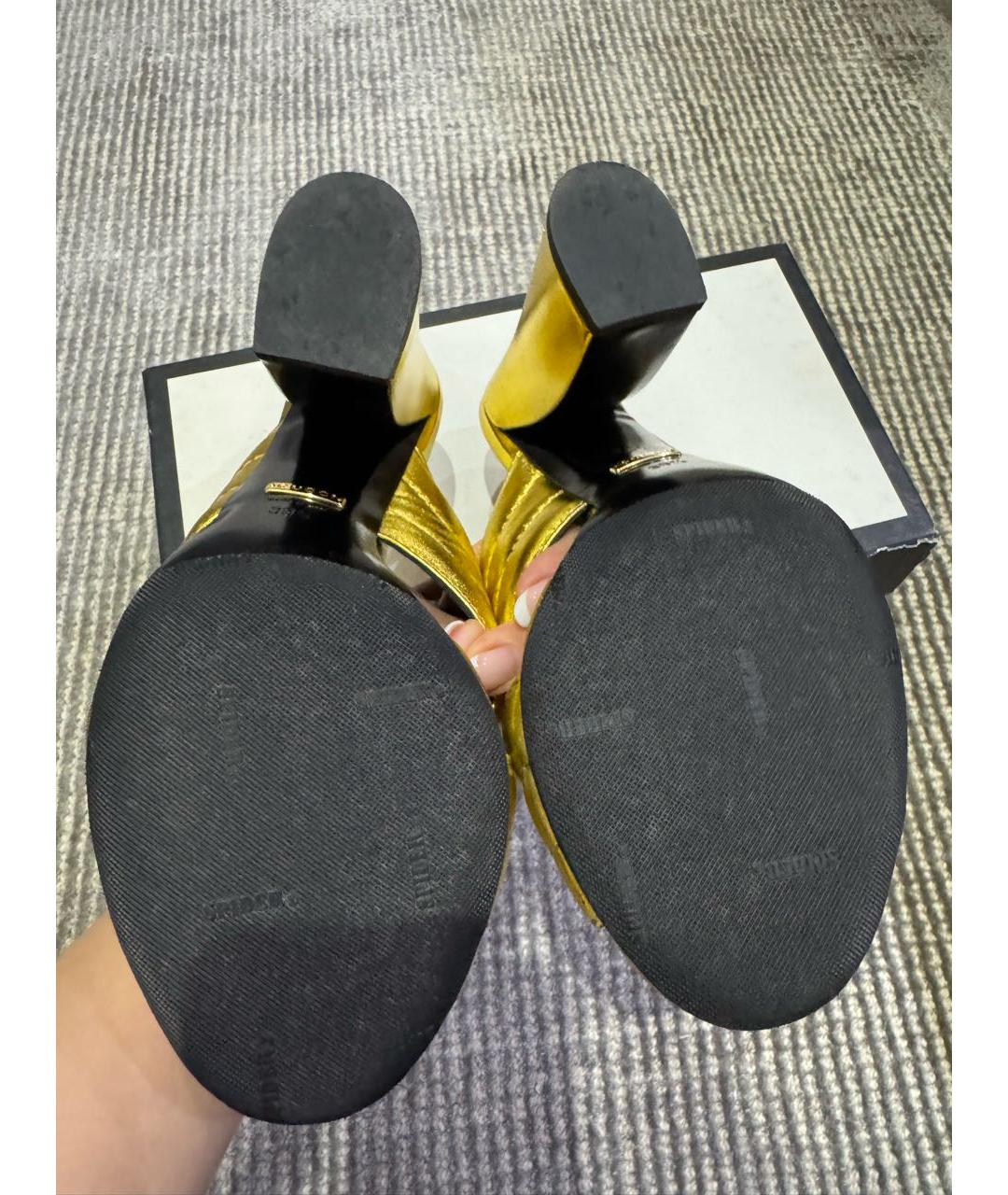 GUCCI Золотые кожаные мюли, фото 6