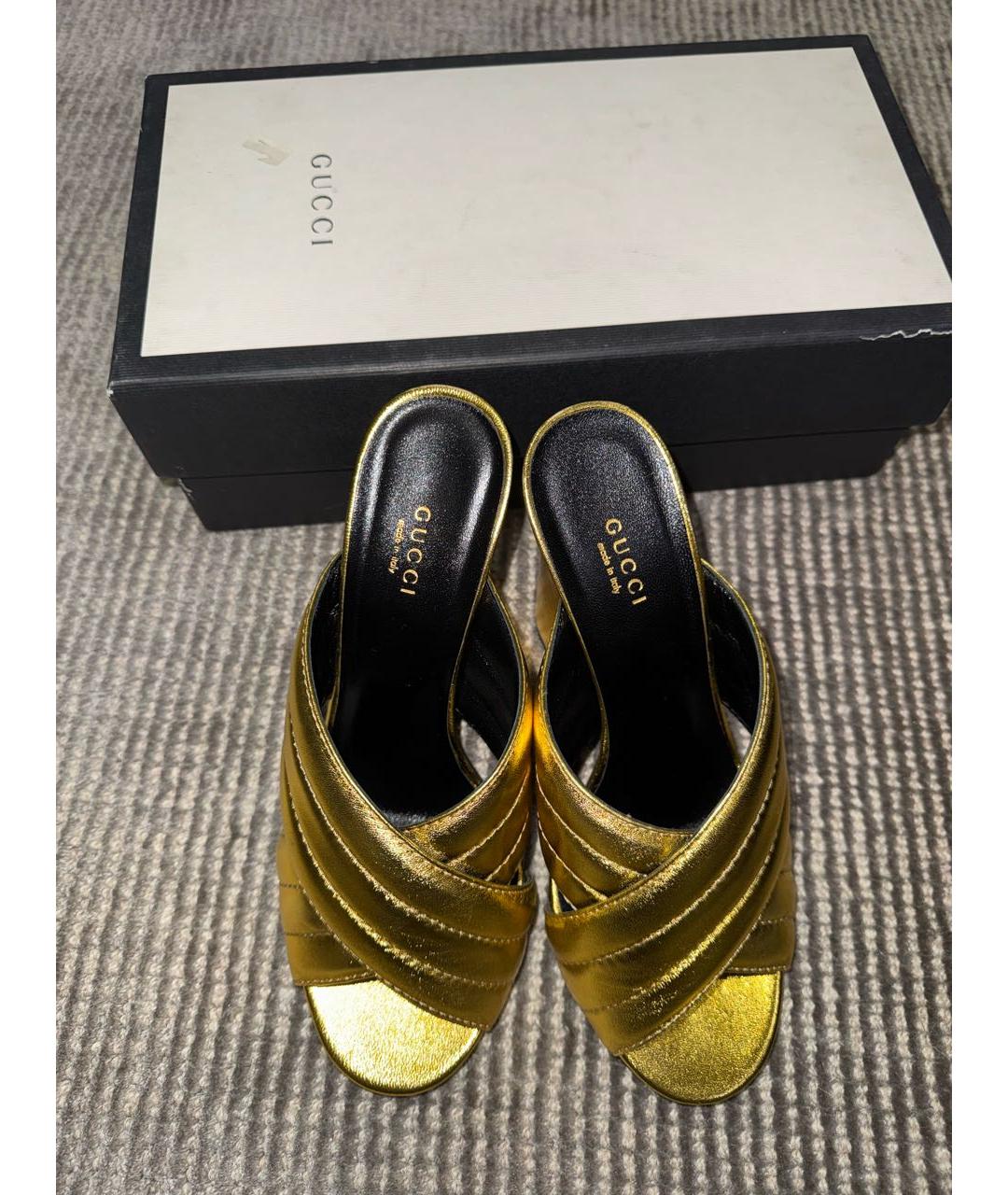 GUCCI Золотые кожаные мюли, фото 3