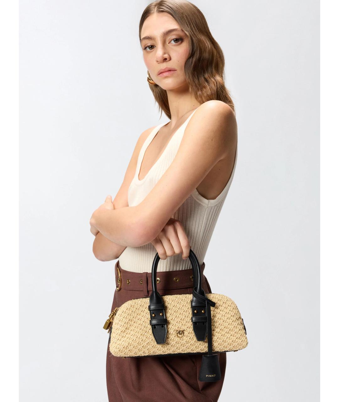 PINKO Бежевая пелетеная сумка с короткими ручками, фото 2