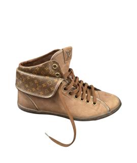 LOUIS VUITTON Кеды