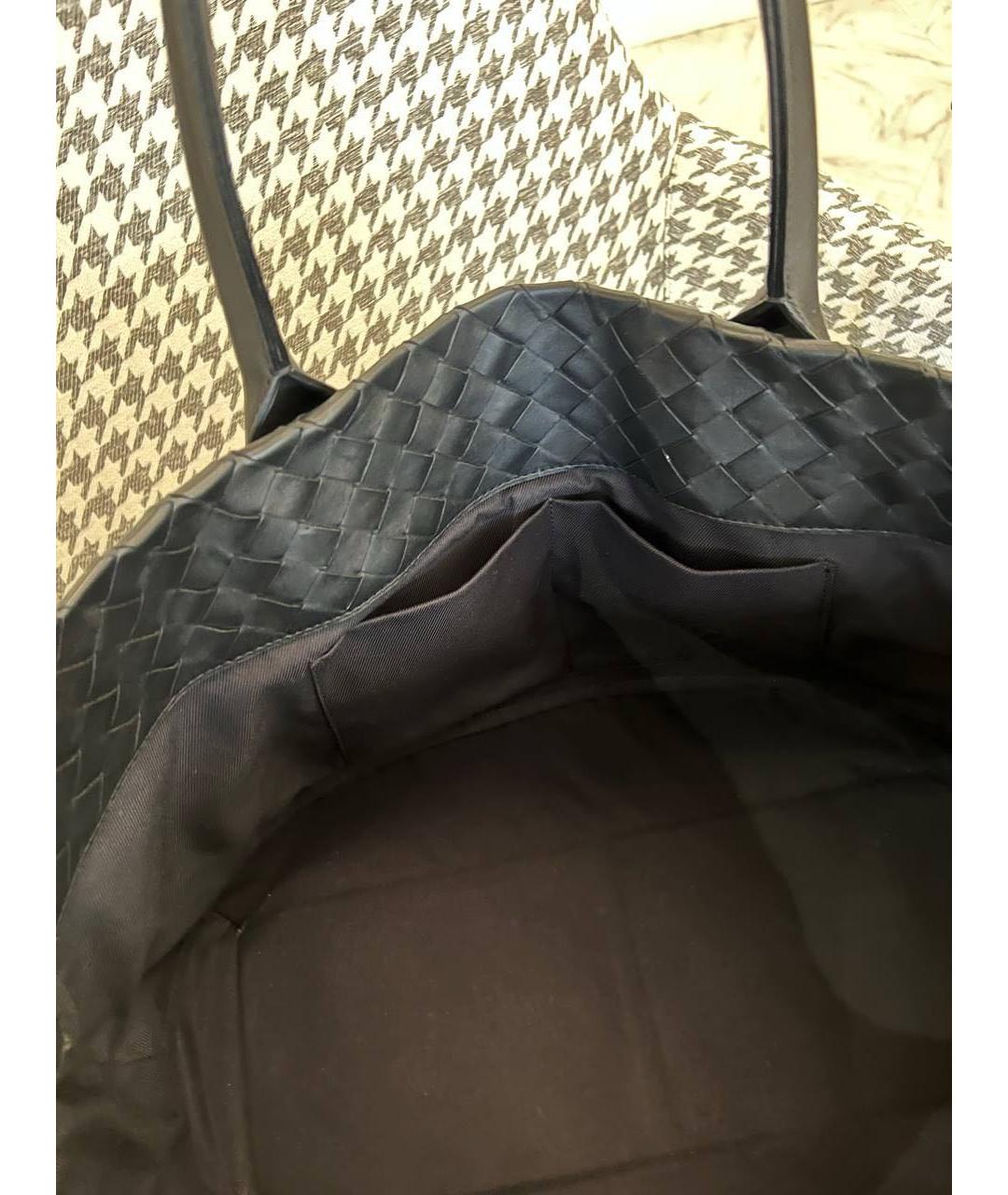 BOTTEGA VENETA Черная кожаная сумка тоут, фото 4