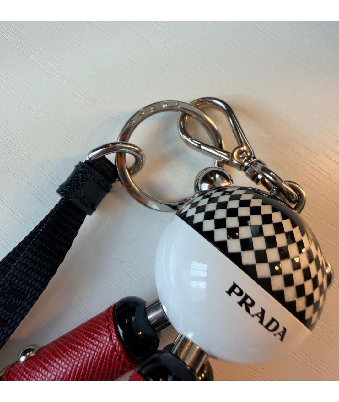 PRADA Белый брелок, фото 3