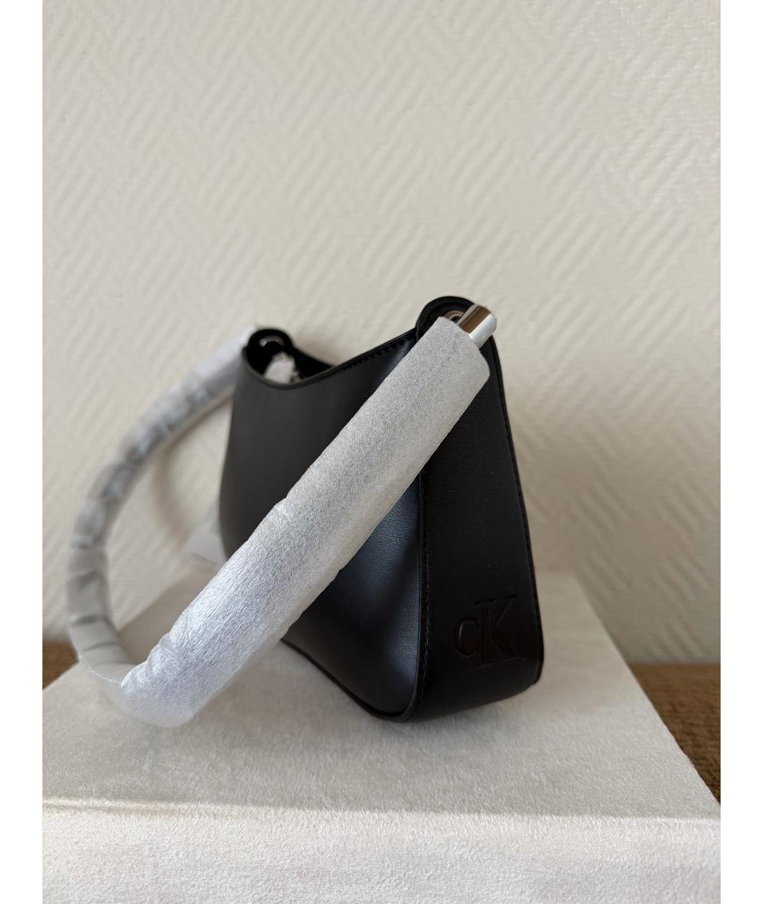 CALVIN KLEIN Черная сумка через плечо из искусственной кожи, фото 2