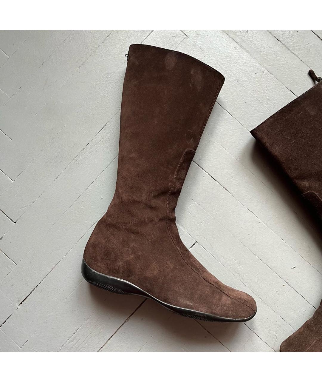PRADA Коричневые замшевые сапоги, фото 2