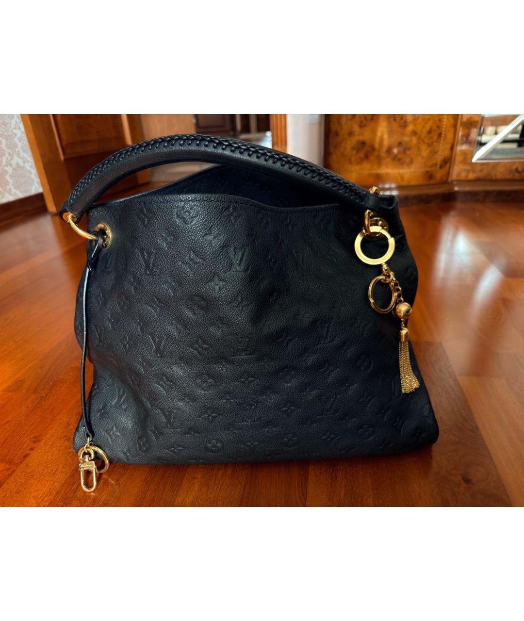 LOUIS VUITTON Темно-синяя кожаная сумка через плечо, фото 4