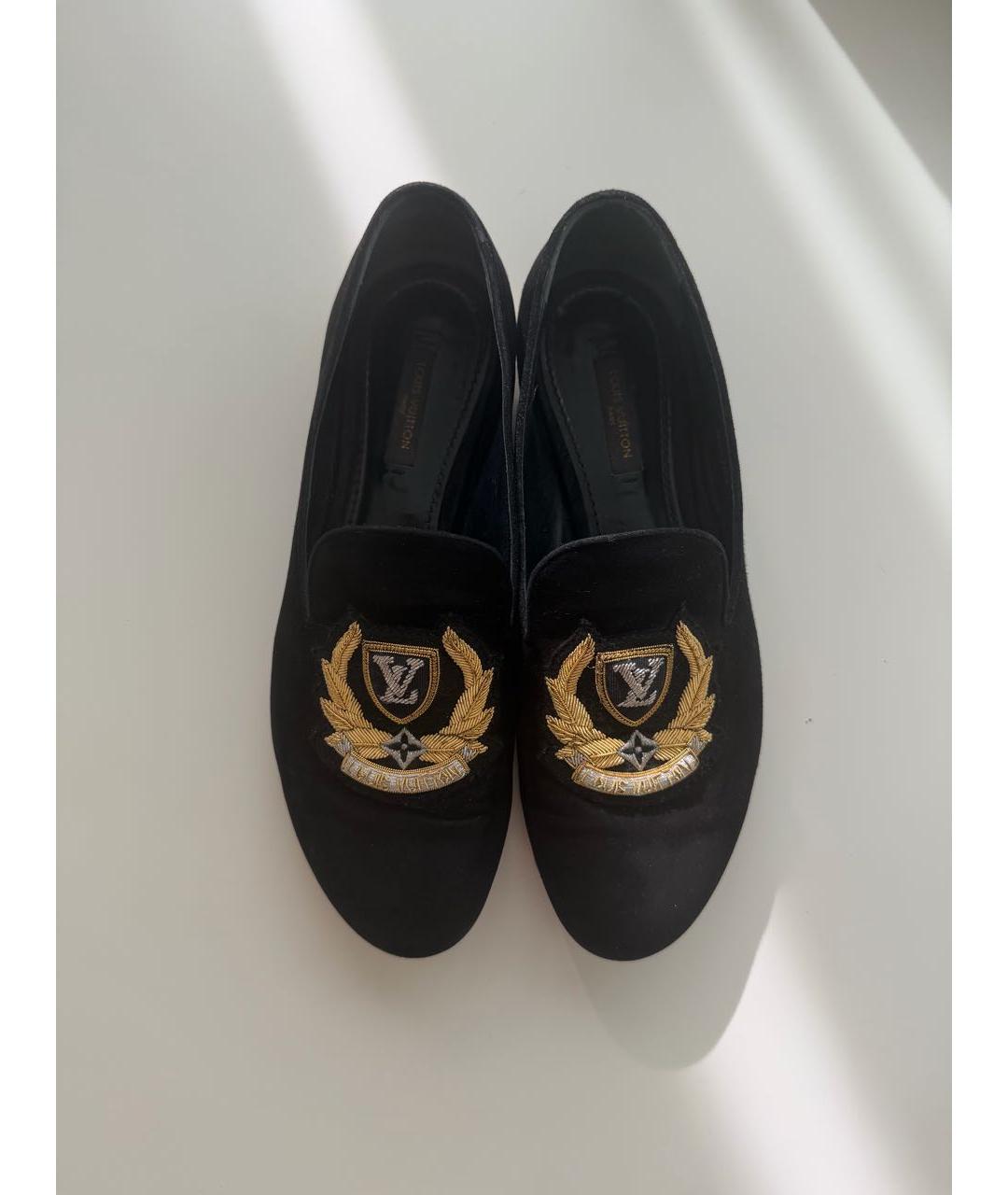 LOUIS VUITTON Черные замшевые лоферы, фото 3