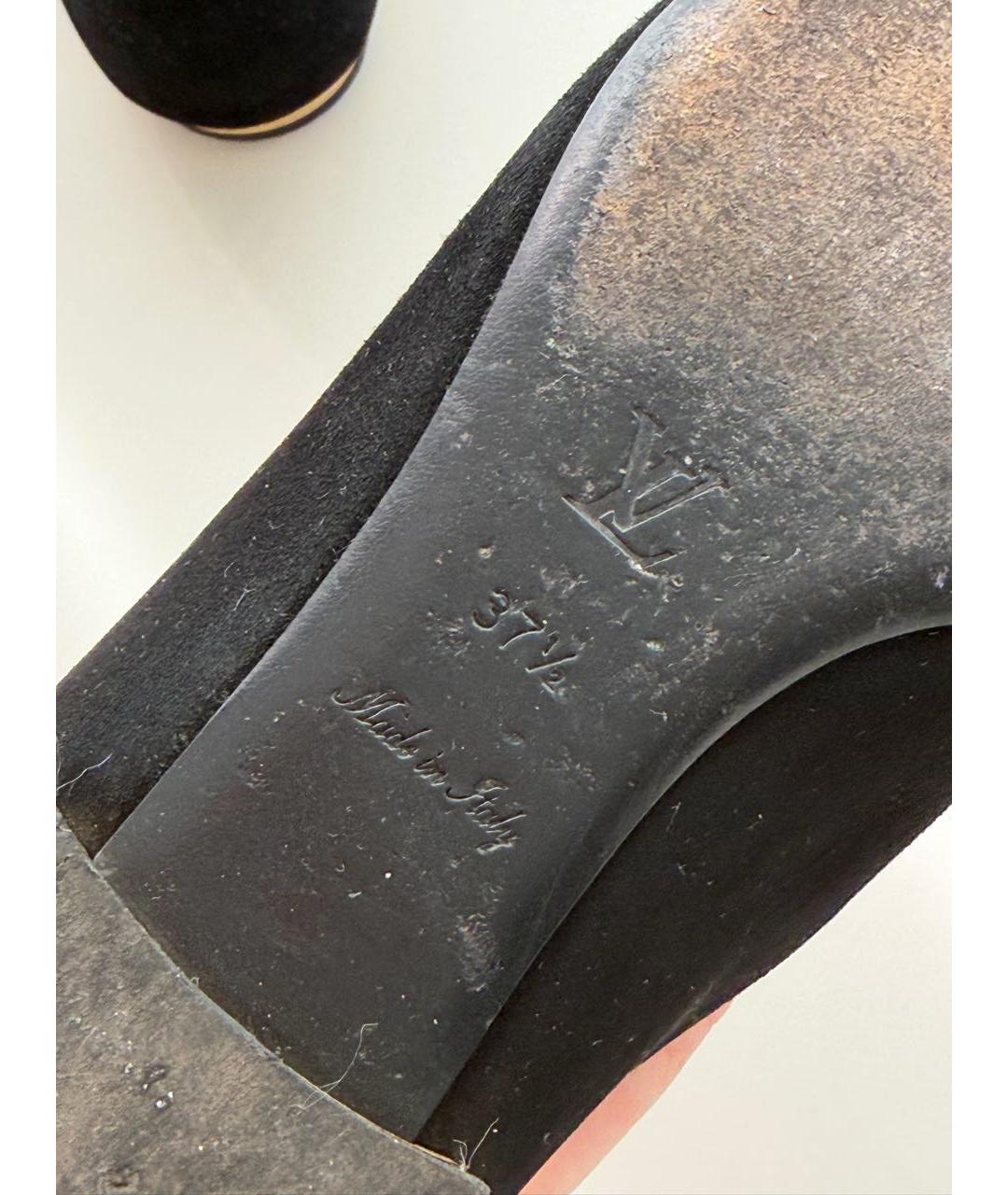 LOUIS VUITTON Черные замшевые лоферы, фото 5