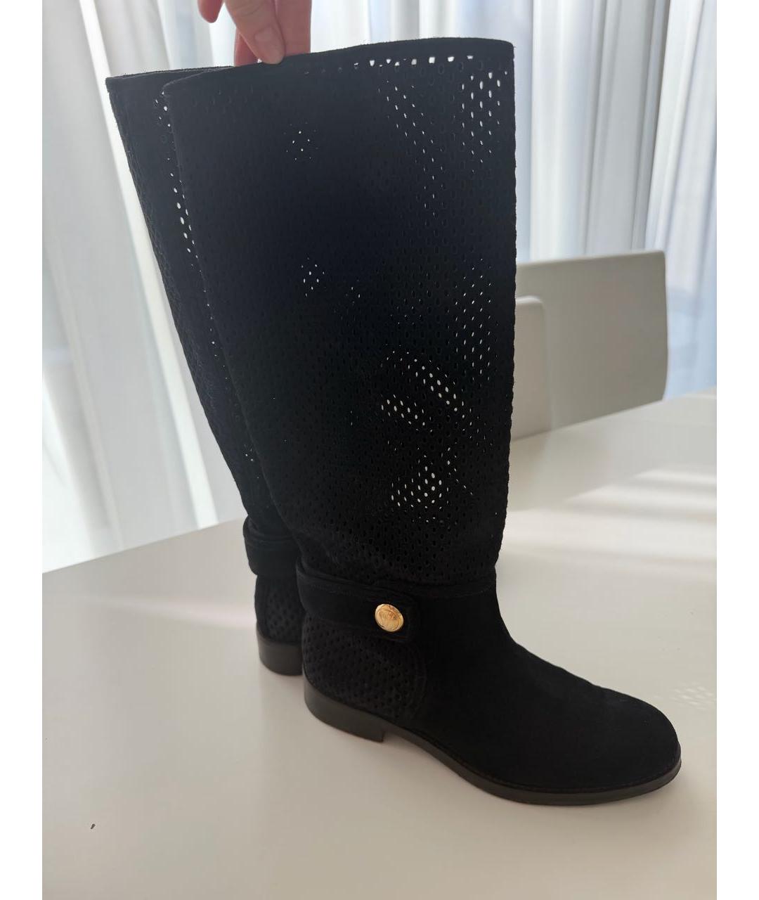 LOUIS VUITTON Черные замшевые сапоги, фото 2