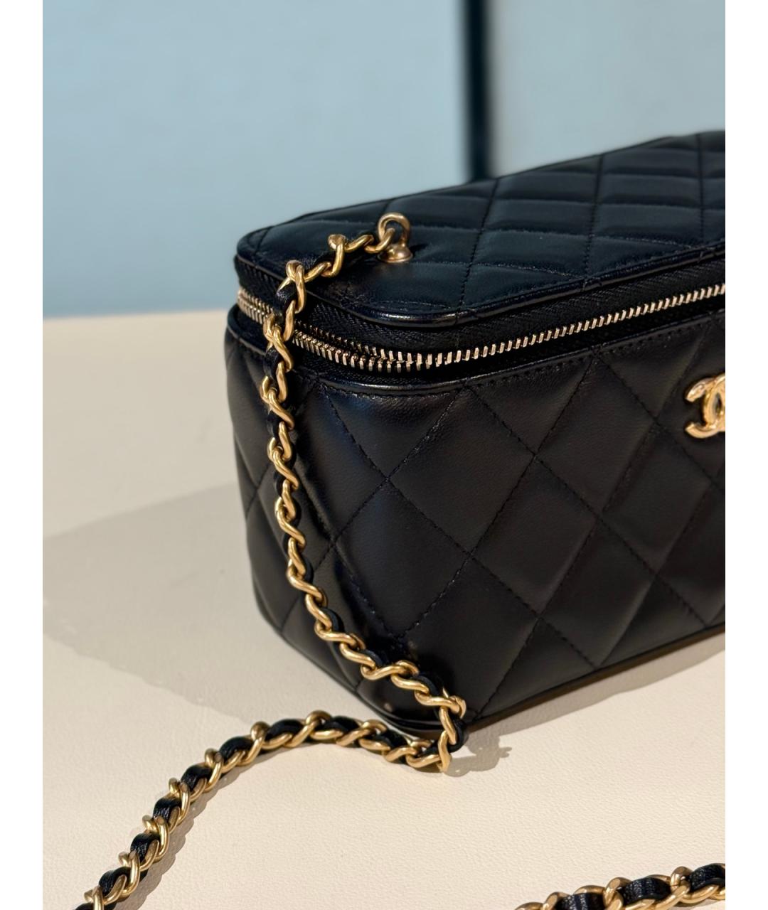 CHANEL Черная кожаная сумка через плечо, фото 3