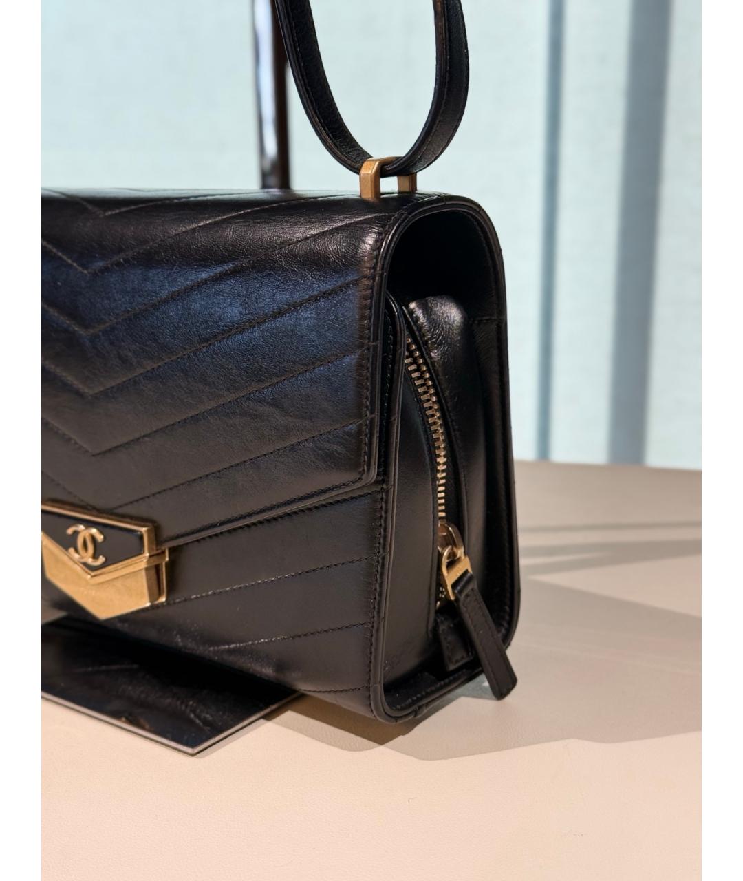 CHANEL Черная кожаная сумка через плечо, фото 3