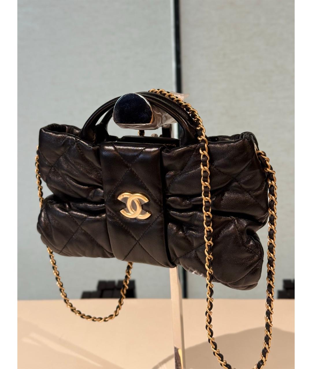 CHANEL Черная кожаная сумка с короткими ручками, фото 2