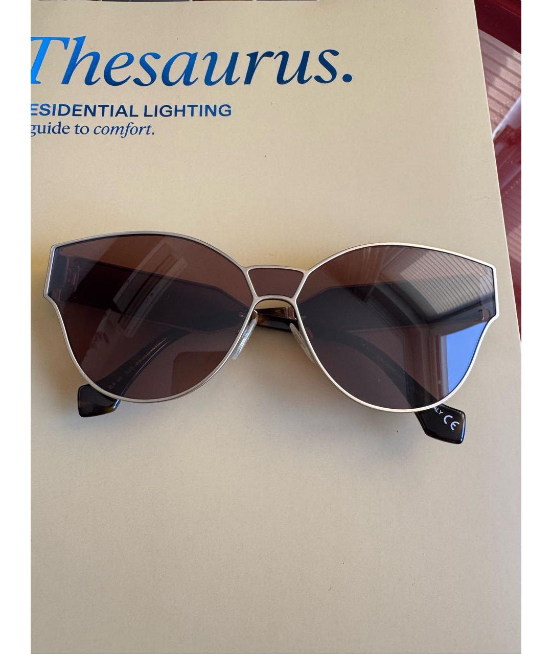 BALENCIAGA Золотые пластиковые солнцезащитные очки, фото 6