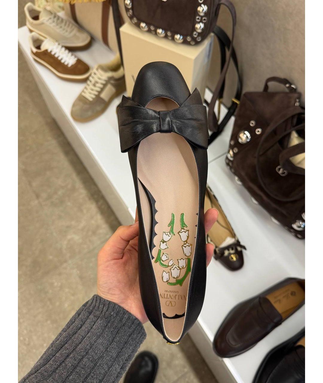 VALENTINO Черные кожаные балетки, фото 3