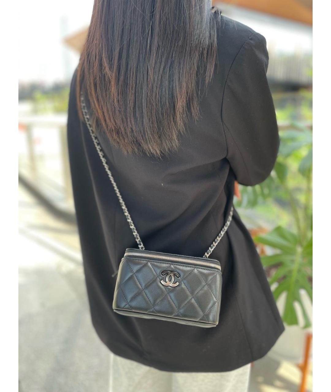 CHANEL Черная кожаная сумка через плечо, фото 4