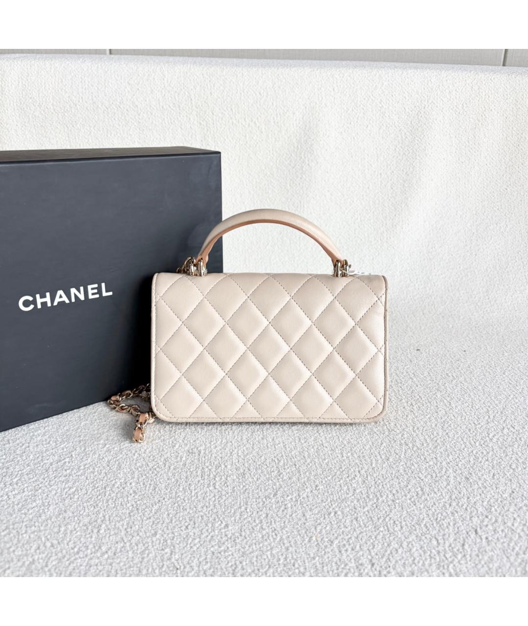 CHANEL Бежевая кожаная сумка через плечо, фото 3