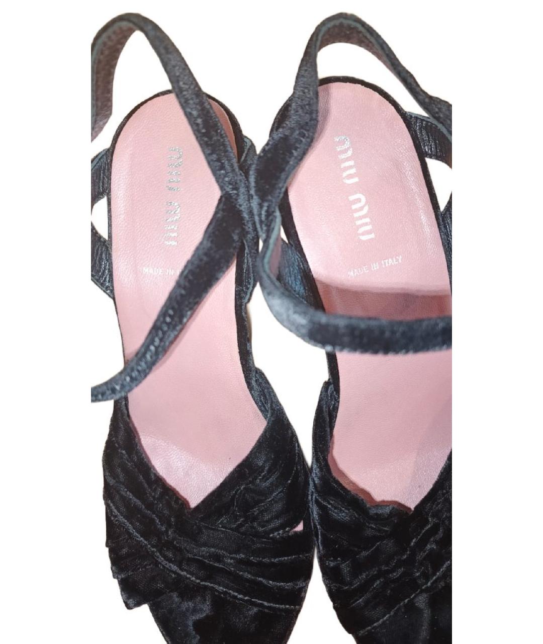 MIU MIU Черные бархатные босоножки, фото 6