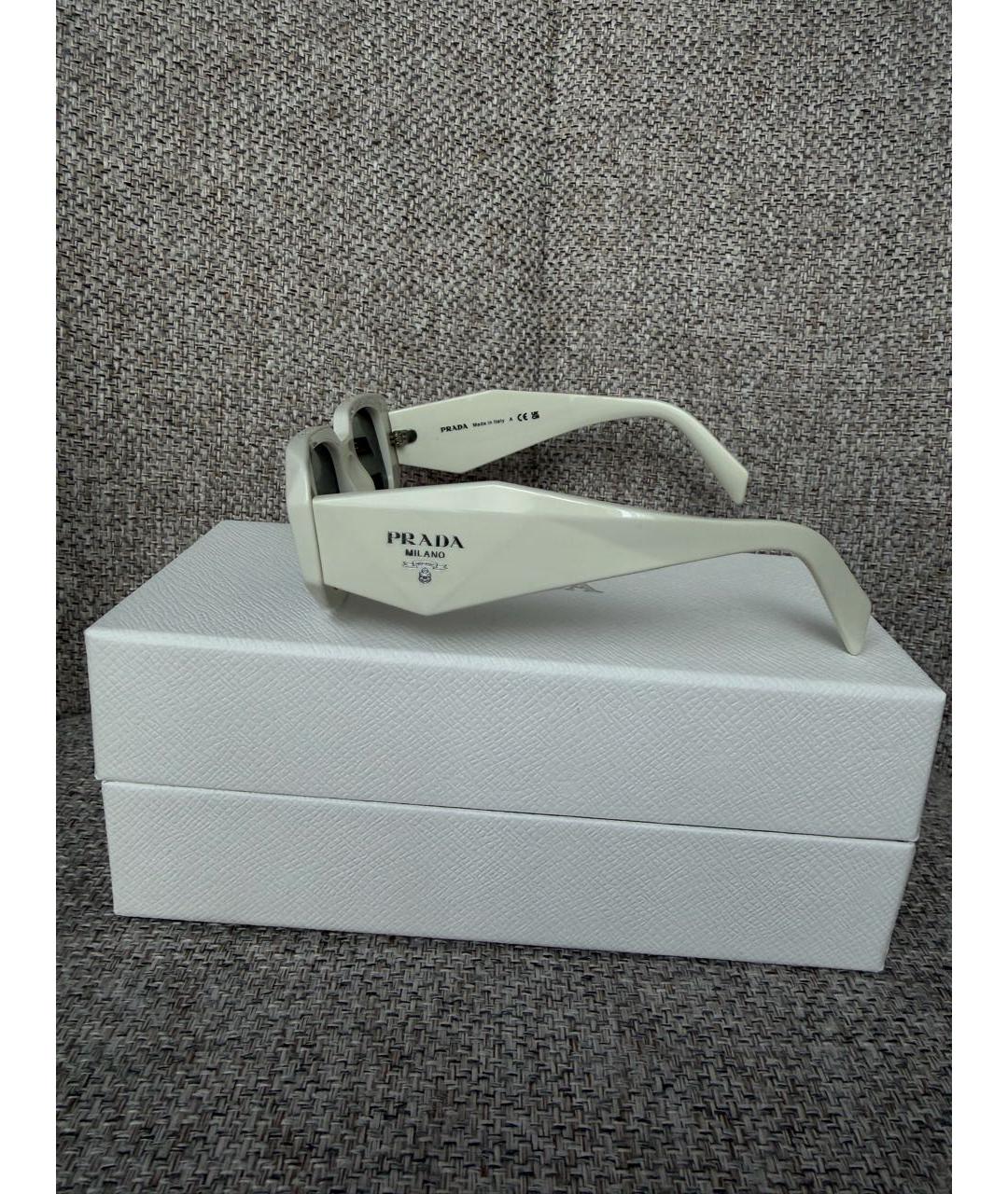 PRADA Белые пластиковые солнцезащитные очки, фото 2