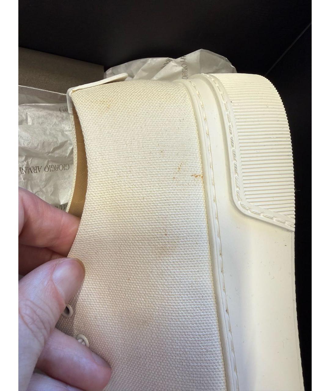 GIORGIO ARMANI Белые текстильные низкие кроссовки / кеды, фото 8
