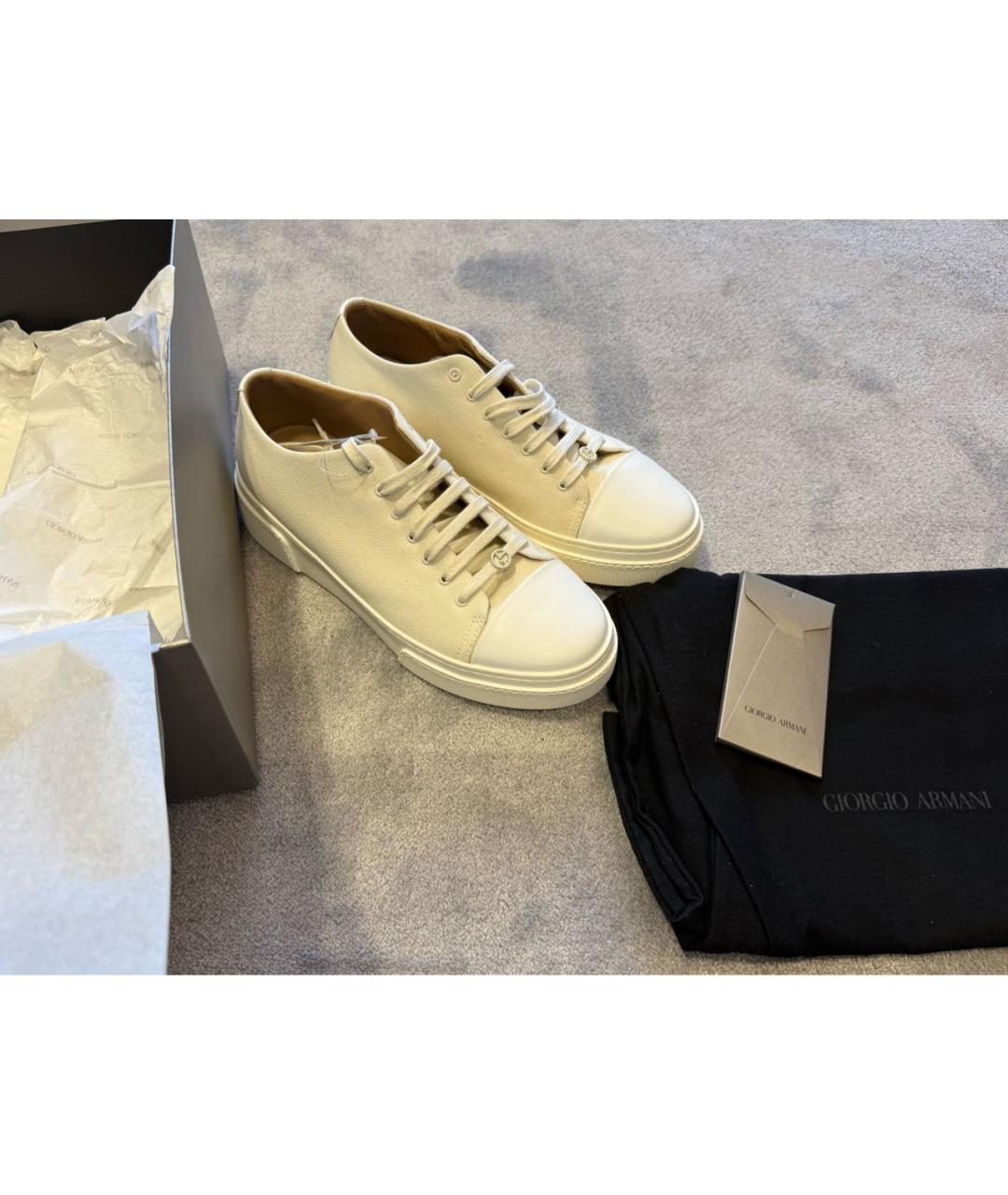 GIORGIO ARMANI Белые текстильные низкие кроссовки / кеды, фото 5