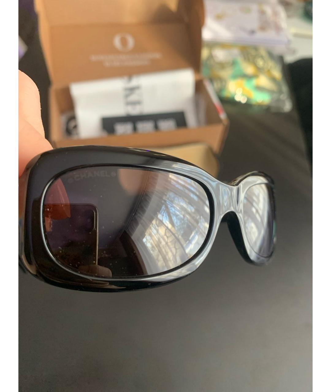 CHANEL Черные пластиковые солнцезащитные очки, фото 6