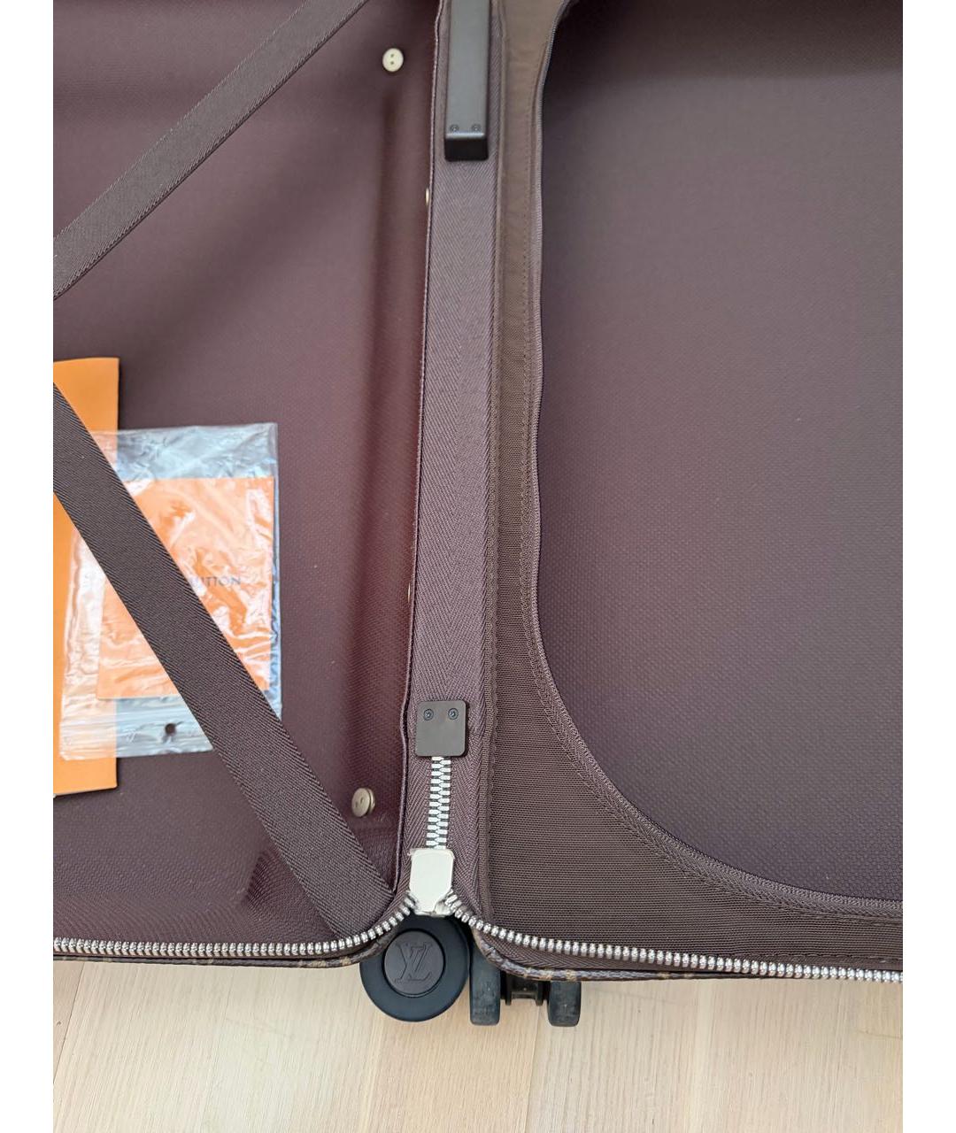 LOUIS VUITTON Коричневый чемодан, фото 4