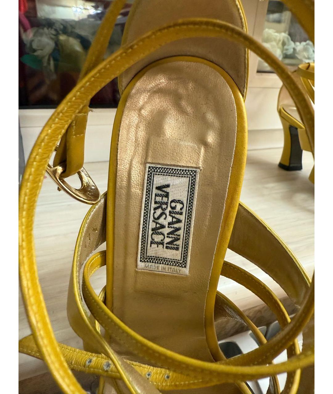 VERSACE Кожаные босоножки, фото 5