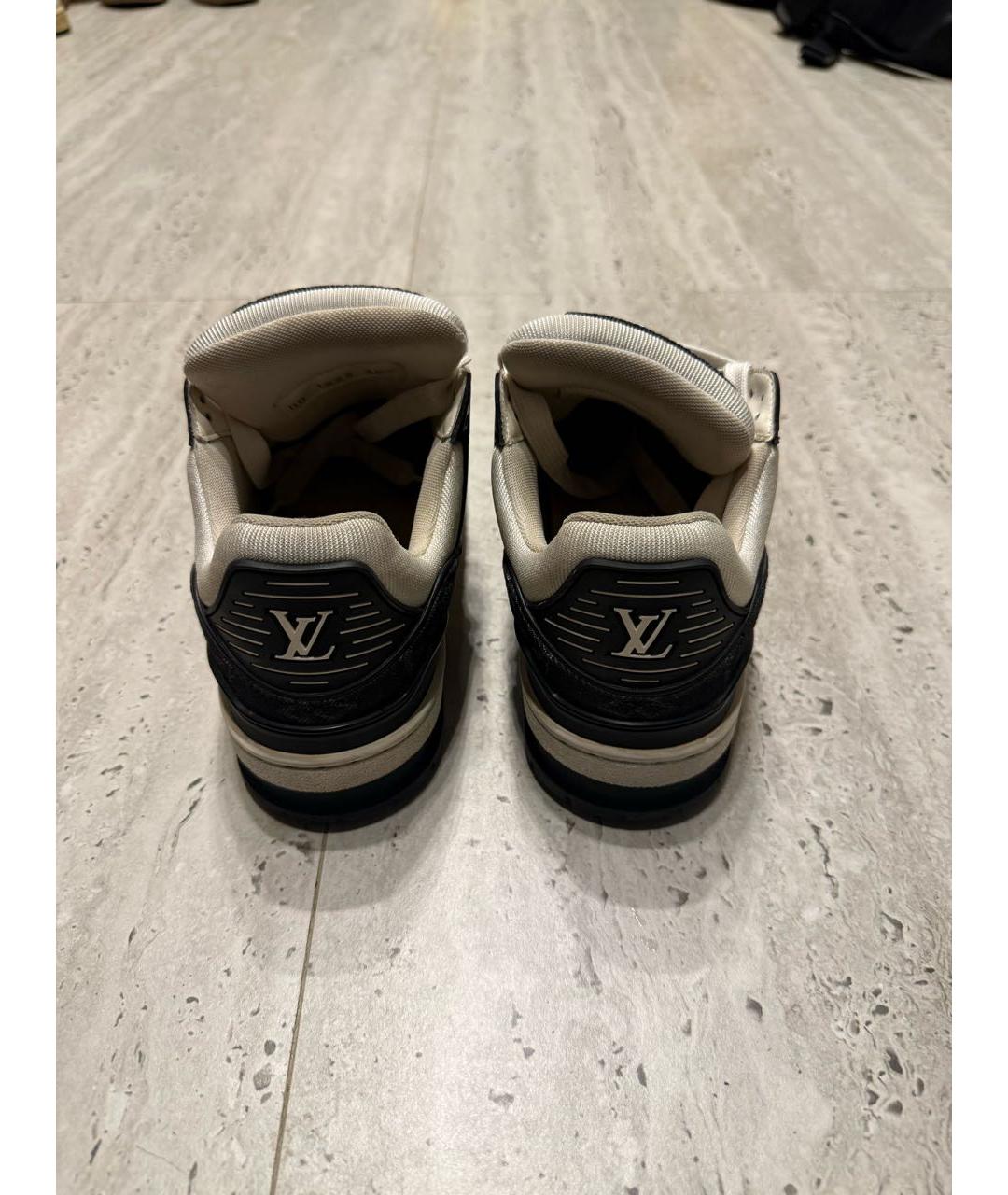 LOUIS VUITTON Белые кожаные кроссовки, фото 4