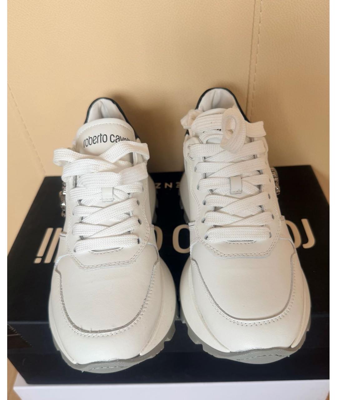 ROBERTO CAVALLI Белые кожаные кроссовки, фото 3