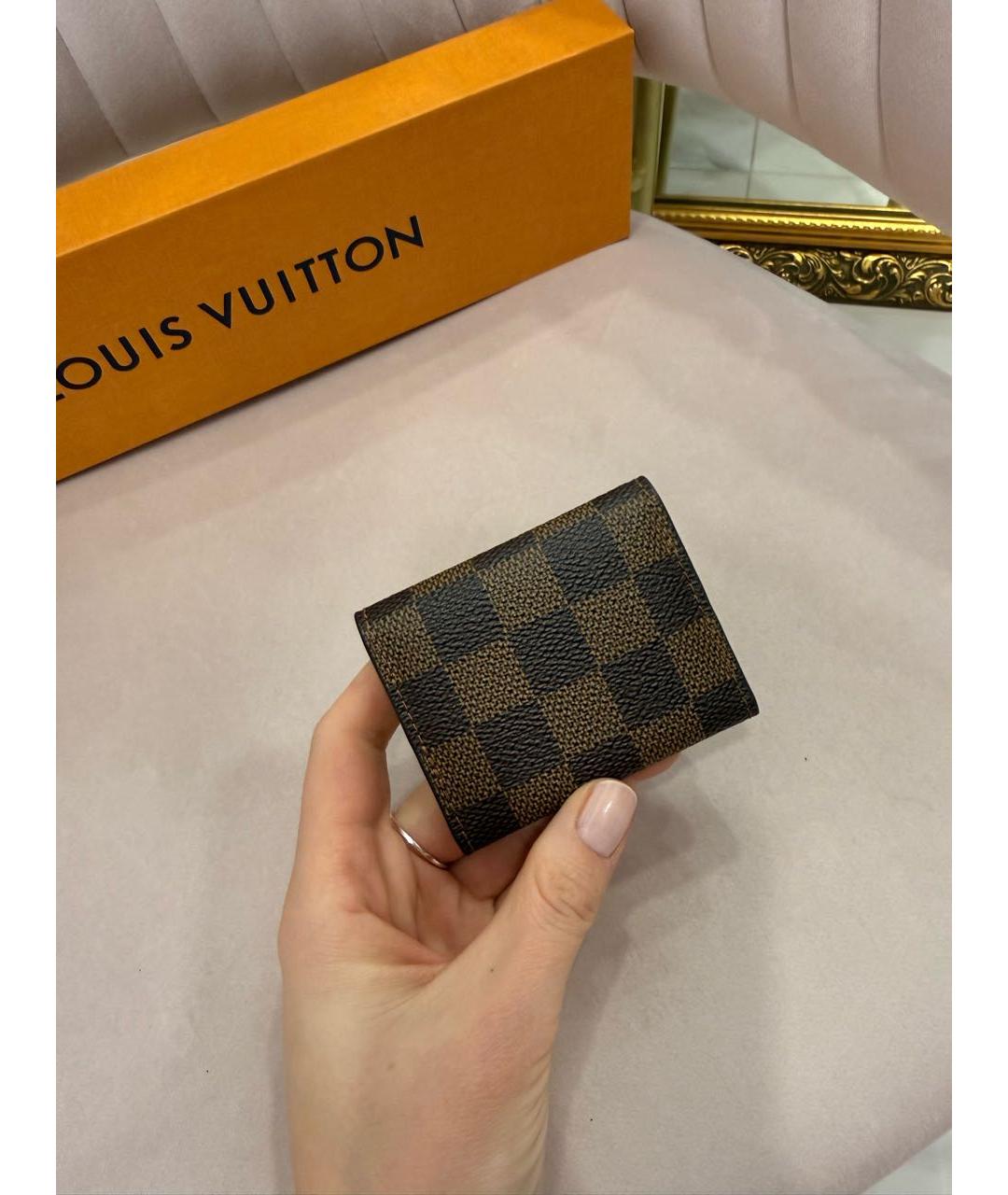 LOUIS VUITTON Коричневая ключница, фото 5