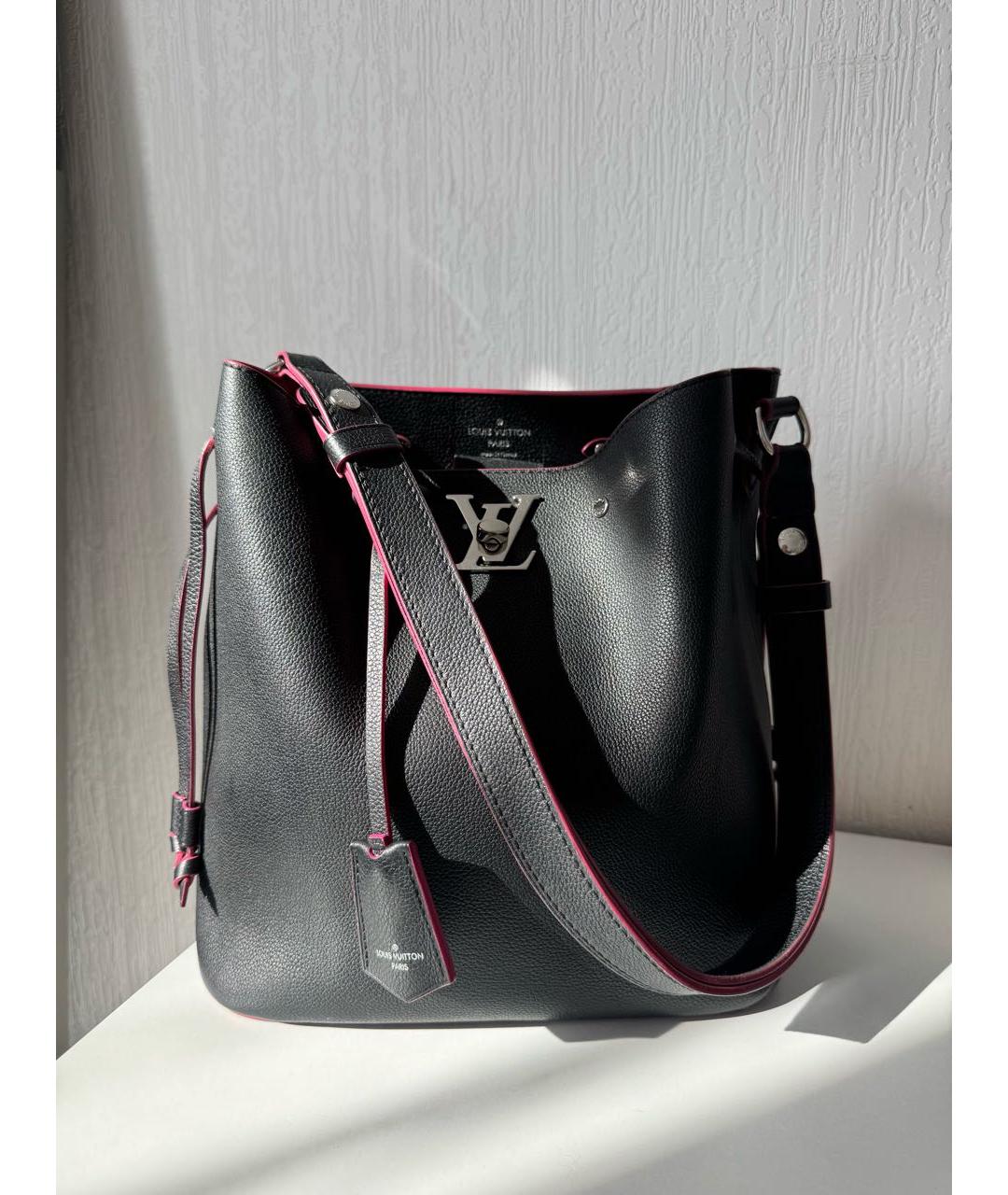 LOUIS VUITTON Темно-синяя кожаная сумка через плечо, фото 9