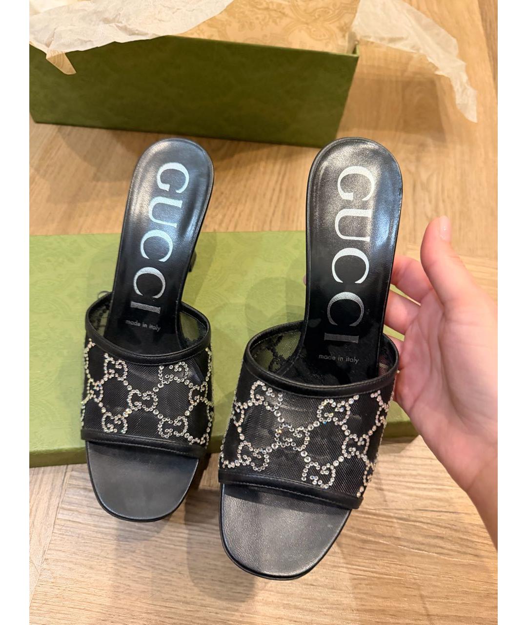 GUCCI Черные синтетические босоножки, фото 2