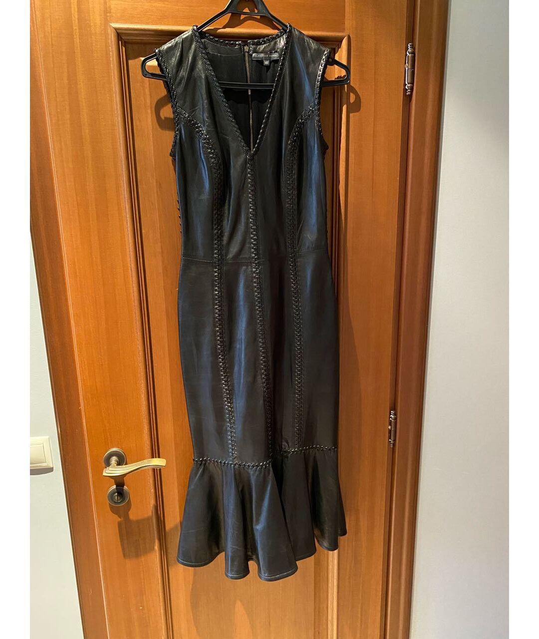 ALEXANDER MCQUEEN Черное кожаное коктейльное платье, фото 6